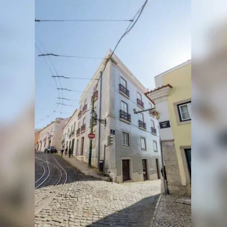 Modern In The Heart Of Alfama * Lissabon
